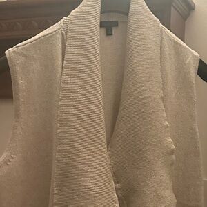 Talbots Elegant Cream Sweater Vest with shuttle gold sparkle  M nwot